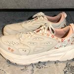 Hoka Vibrant Bloom Clifton L Running Shoes Vanilla Dry Clay Photo 5