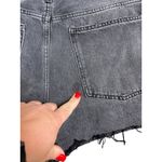 Madewell  Black Wash Raw Hem‎ Button Fly High Rise Relaxed Denim Shorts Size 31 Photo 8