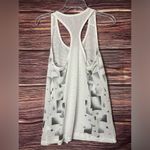 Reebok  White tank top! Size Large. Photo 2