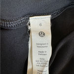 Lululemon  Pace Rival Skirt in Veiled Floral size 6 Photo 6