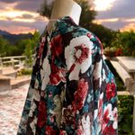 Simply Noelle  floral kimono style Wrap Photo 8