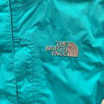 The North Face  Womens Stinson Hyvent Windbreaker Rain Jacket Turquoise & White Photo 2