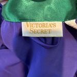Victoria's Secret  Gold Label Robe Purple Satin‎ Kelly Green Trim Belted Size M/L Photo 4