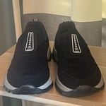 Black suede Slip on hiking shoes sz 38 Photo 6