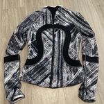 Lululemon athletica Monochrome reversible Jacket Photo 0