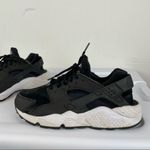 Nike  Air Huarache Womens Black Sneakers Sz 8.5 Photo 5