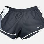 Nike Black athletic fitness shorts Photo 0