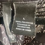 New Direction  pull over polyester top size large Photo 1