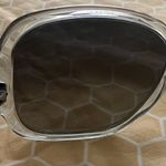 Tory Burch Authentic Green Cat-Eye Sunglasses with polarized lenses Photo 9