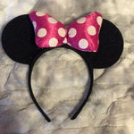 Disney Minnie  Mouse Photo 0