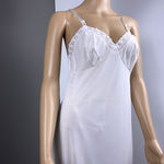 Vintage NEW NWOT Sears The Doesn't Slip Full Slip Nylon White 32 Short White Photo 4