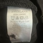 Everlane  The Way High Twill Cotton Canvas Short in Black Photo 5