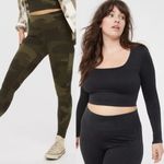 Aerie NWT Lot of 2 The Hugger Leggings & Seamless Cable Square Neck Tee Set Sz M Photo 1