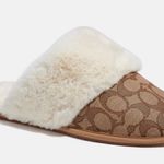 Coach Ziva Slippers Signature
Jacquard With Faux Fur In Khaki Photo 0