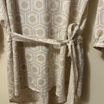 New York & Company Cream Geometric Long Sleeve Blouse Tan Size L Photo 6