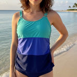 Croft & Barrow  Aqua and Blue Top Swimsuit With Adjustable Straps in Size 10D Photo 0