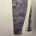 Alo Yoga  Vapor Camo High Waist Leggings Size XS Photo 3