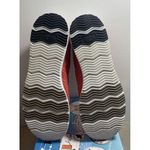 Propet travel walker‎ II 9 1/2 W3239 Coral Mesh Size 9.5 Photo 4