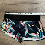 Roxy Endless Summer Fold Over Black Floral Swim Board Shorts Size Small Photo 7