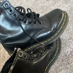 Dr. Martens  size 7 women’s Photo 4