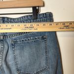 Gap Women’s Sexy Boyfriend Fit Distressed Denim Jeans size 6 Photo 10