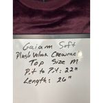 Gaiam ‎ Velour Pullover Sweatshirt Women's M Burgundy Long Sleeve NWT Photo 3