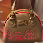Von Dutch  red and brown bowling bag  Photo 0