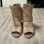 Free People  Effie Block Heel sandal in taupe leather Photo 1