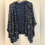 Rip Curl Navy and White Patterned  NightHawk Kimono NWT Size M Festival Beach Photo 4