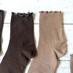 Urban Outfitters  Women’s Socks Set Brown Crew Sock 2 Pack Ruffle Top Hem NEW Photo 1