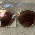 joe's jeans Rose Gold Sunglasses NWT Photo 2