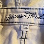 Universal Threads ❤️ Universal Thread White High Rise Shorts Photo 3