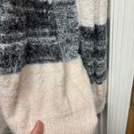 SheIn Pale Pink Sweater Photo 4