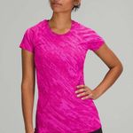 Lululemon  Mesh Camo Pow Pink Swiftly Tech Photo 0