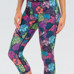 Dolfin  Uglies Printed Capri Leggings Women’s Small Photo 0