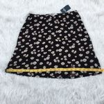 Hollister high waisted floral/daisy print Girl’s ultra mini skirt size Medium Photo 6