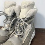Itasca Leather Lace Up Ankle Thin Insulation Winter Boots Gray & White Size 9 Photo 8