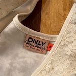 Only White Lace Dress Photo 3