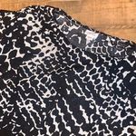 Jaclyn Smith Collection Black White Stretch Top, Medium - New! Photo 4