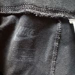 Nike Women’s  biker shorts M Photo 2