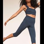 Free People MOVEMENT Blue Capri Crop Athletic Workout Yoga Leggings Size Small Photo 0