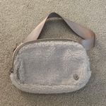 Lululemon Sherpa Beltbag Photo 0