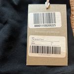 Everlane NWT  perform tank top small Photo 3