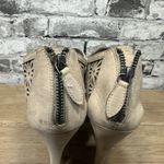 Kelsi Dagger NWT Warm Gray Heels Size 10 IN BOX Photo 6