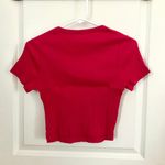 Uniqlo Ribbed Crew Neck Short Sleeve Cropped T-shirt in Pink Photo 2