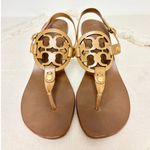 Tory Burch NWOT  Holly 2 Kitten Heel Logo Patent Thong Sandals Brown Women's 7M Photo 3