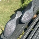 Earthies Alora Leather Suede Faux Snakeskin Loafers Flats Silver Accent Size 9.5 Black Photo 8