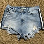 Eunina  shorts Photo 0