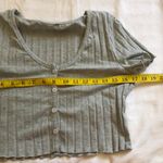 Grey ribbed button up crop top sweater cardigan Photo 2