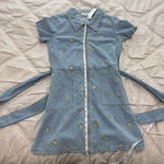 Francesca’s Ava Zip Front Floral Embroidered Denim Dress NWT Small Blue Photo 6